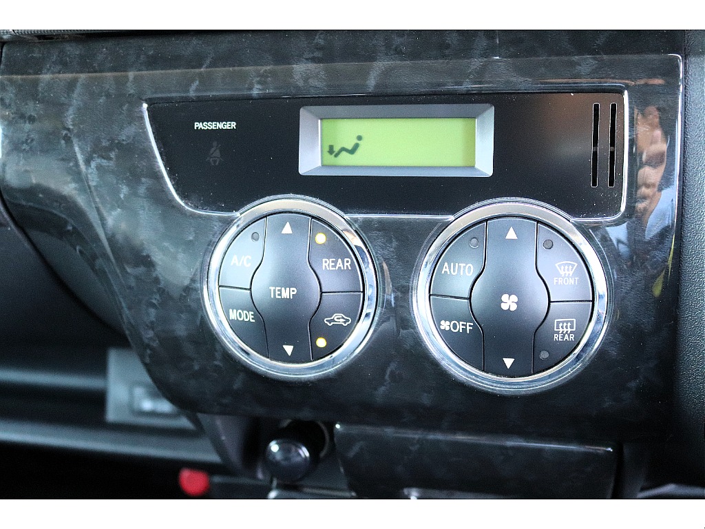 ハイエースセカンド高崎店にて展示中♪027-384-3591