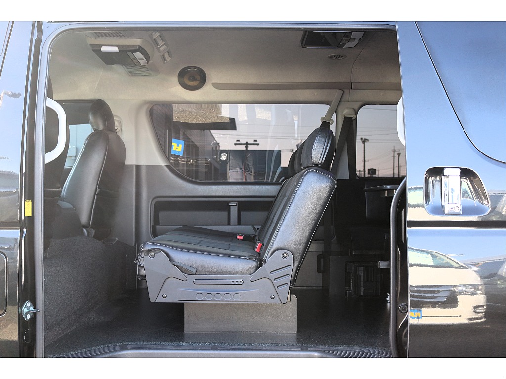 ハイエースセカンド高崎店にて展示中♪027-384-3591