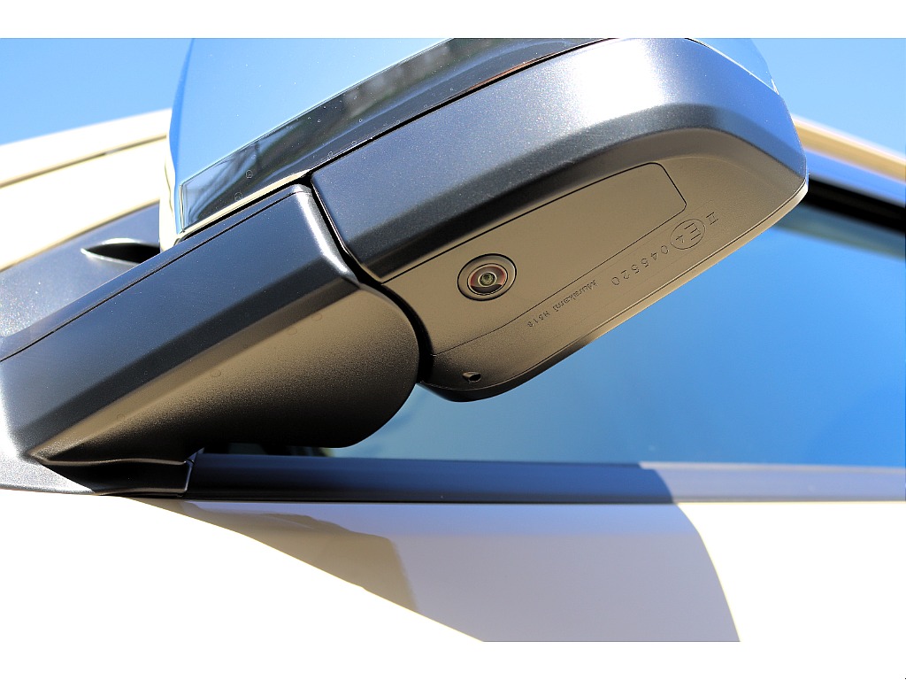 ハイエースセカンド高崎店にて展示中♪027-384-3591