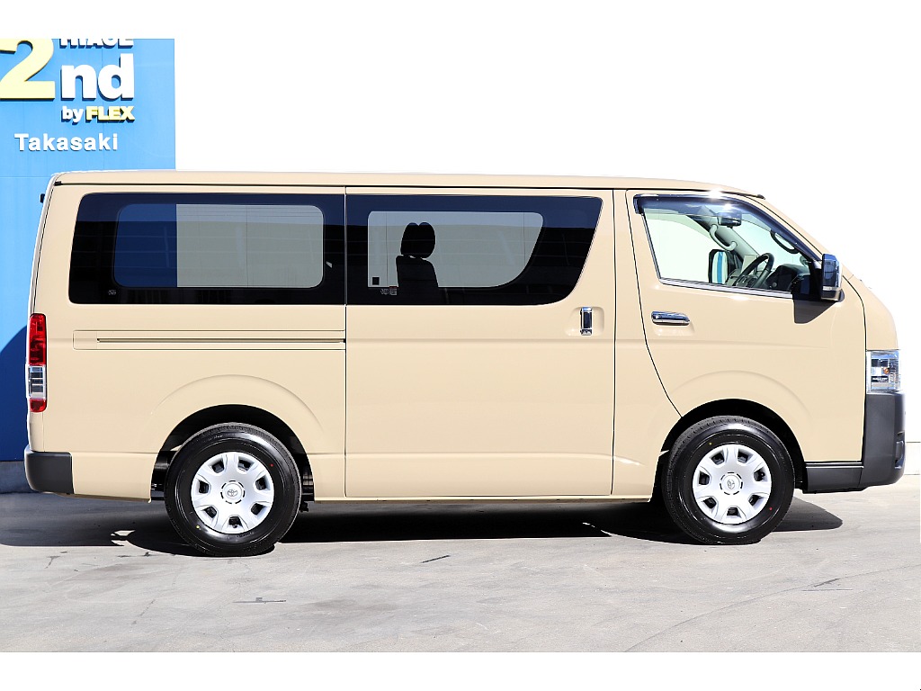 ハイエースセカンド高崎店にて展示中♪027-384-3591