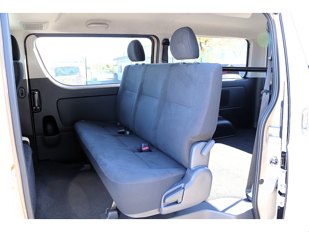 ハイエースセカンド高崎店にて展示中♪027-384-3591