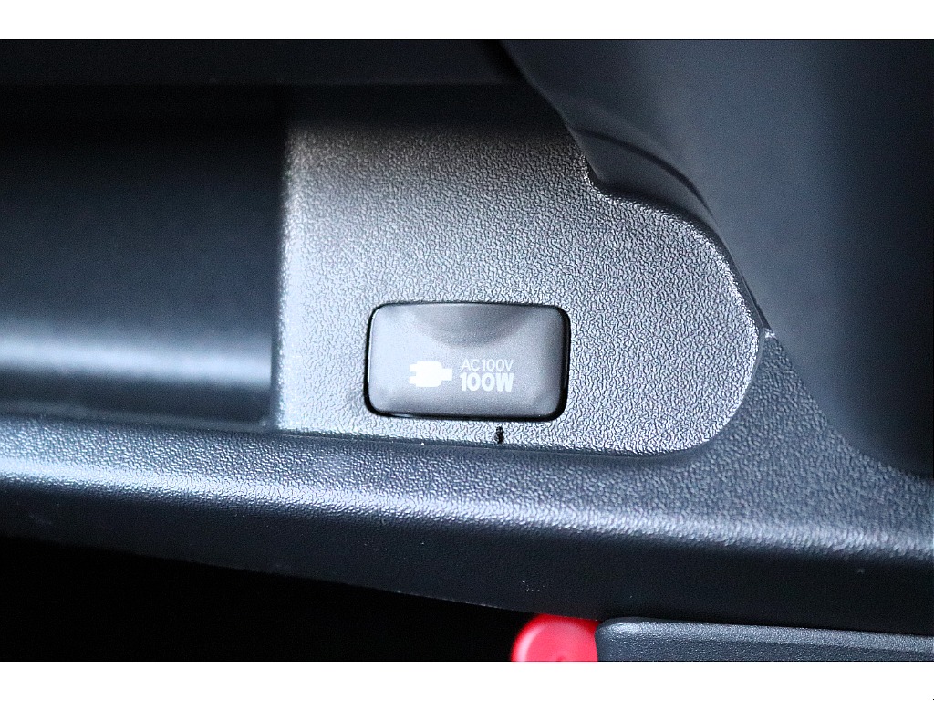 ハイエースセカンド高崎店にて展示中♪027-384-3591