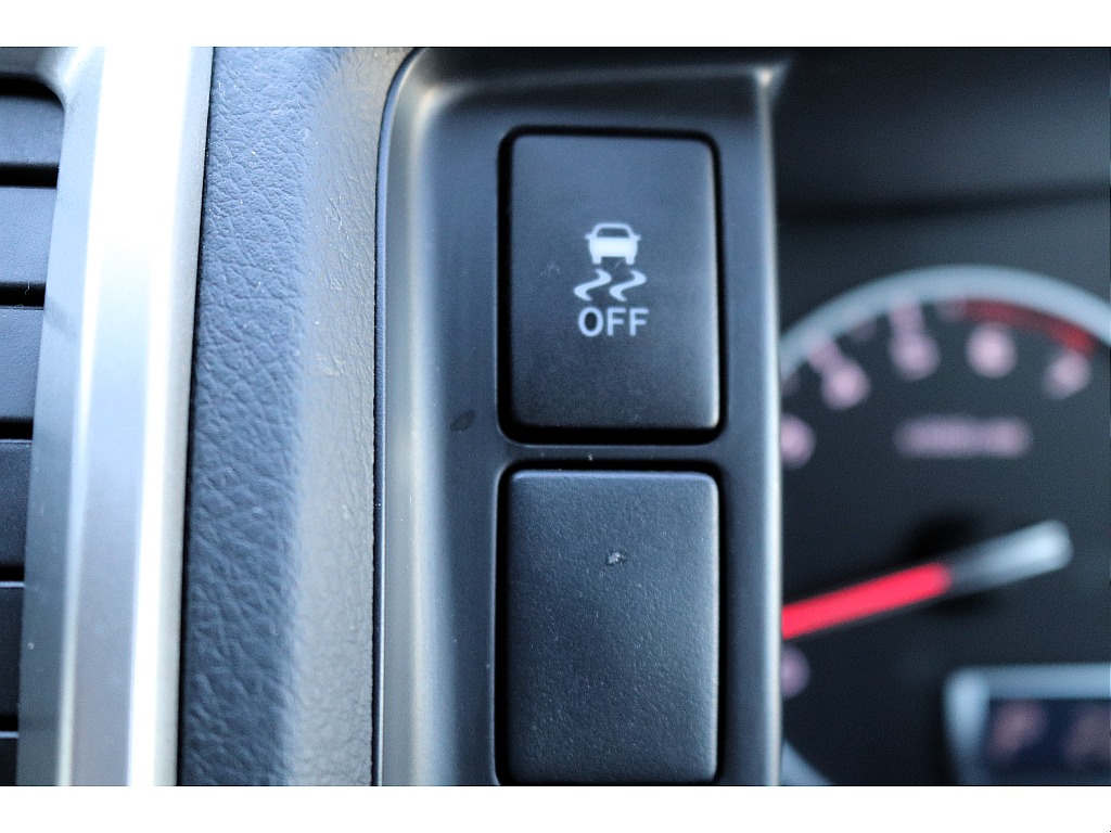 ハイエースセカンド高崎店にて展示中♪027-384-3591