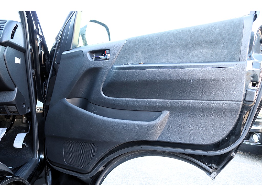 ハイエースセカンド高崎店にて展示中♪027-384-3591