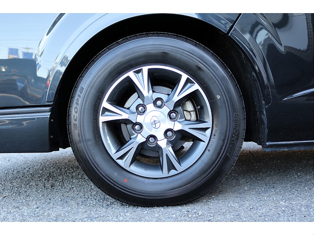 ハイエースセカンド高崎店にて展示中♪027-384-3591