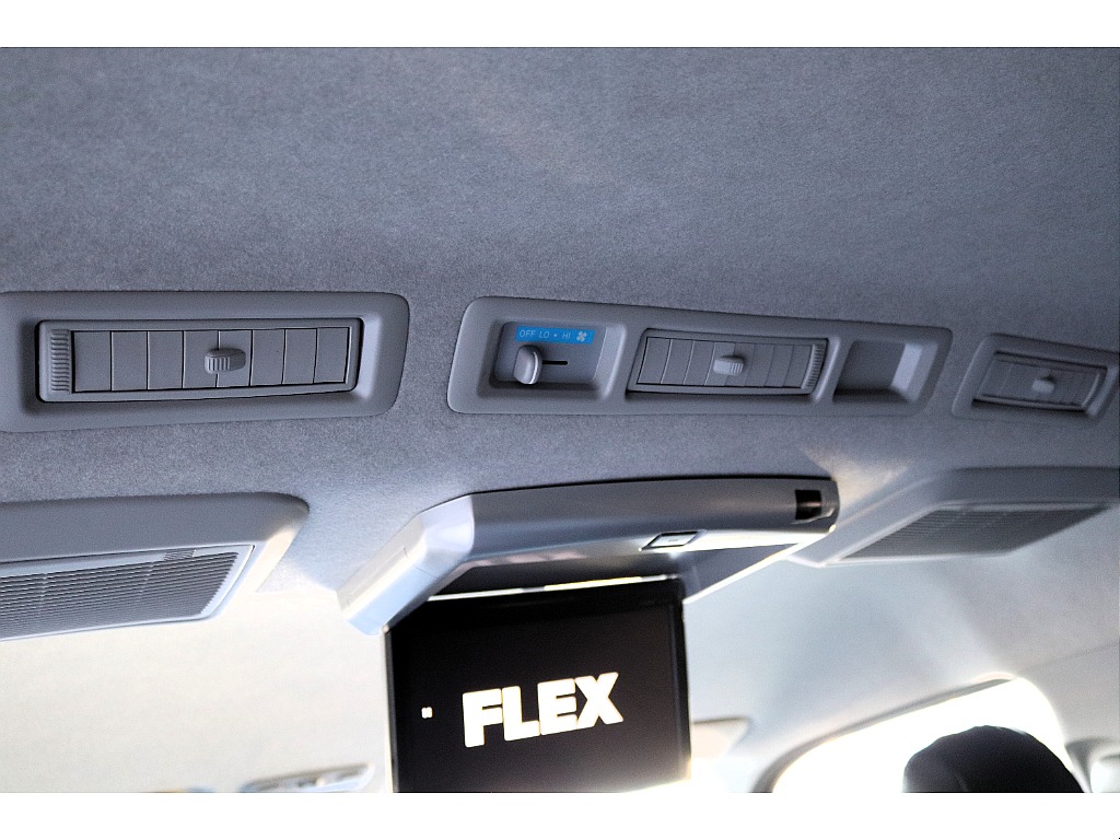 ハイエースセカンド高崎店にて展示中♪027-384-3591