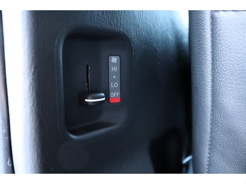 ハイエースセカンド高崎店にて展示中♪027-384-3591