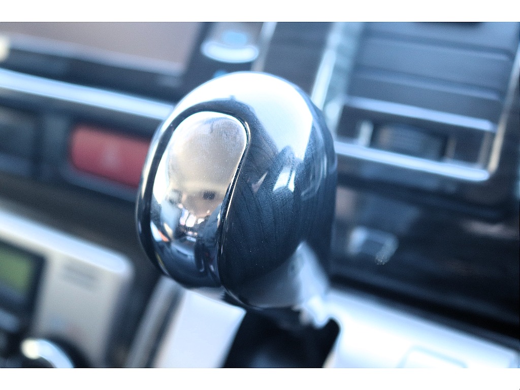 ハイエースセカンド高崎店にて展示中♪027-384-3591