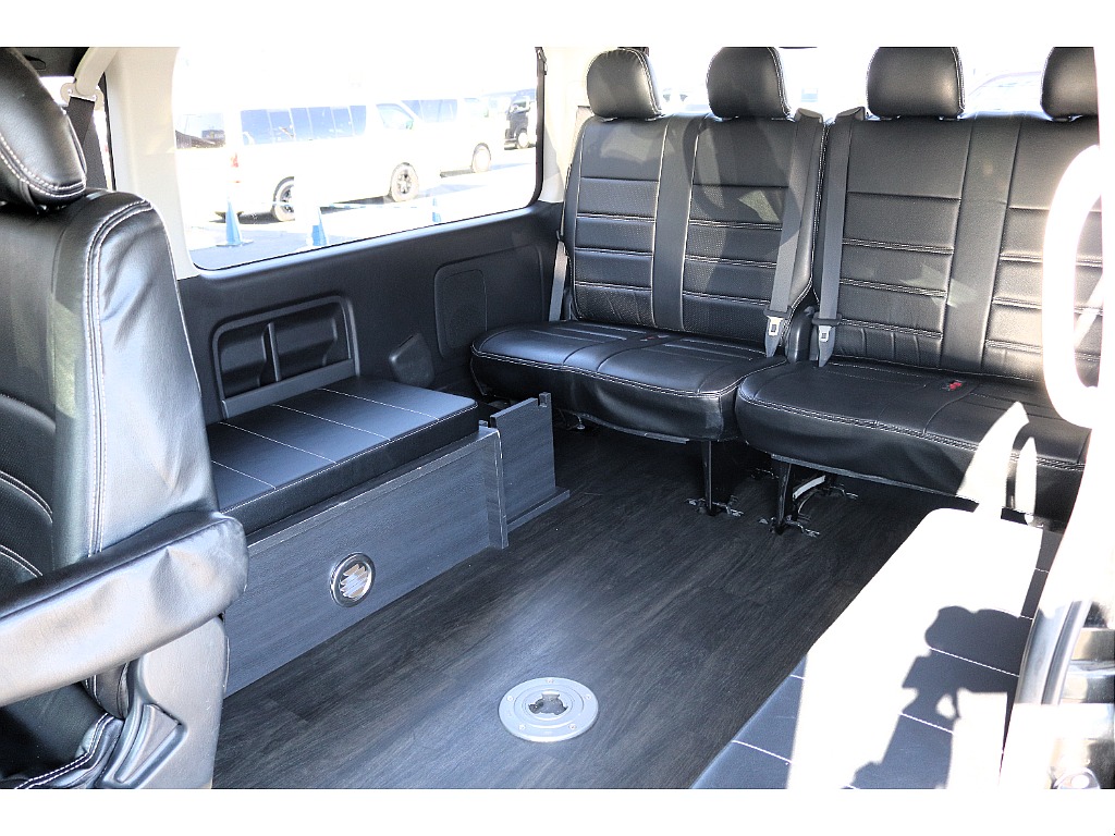 ハイエースセカンド高崎店にて展示中♪027-384-3591