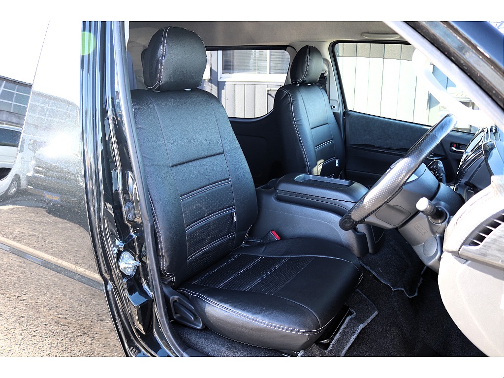 ハイエースセカンド高崎店にて展示中♪027-384-3591