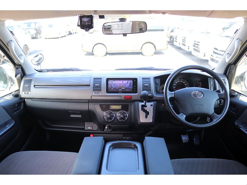 ハイエースセカンド高崎店にて展示中♪027-384-3591