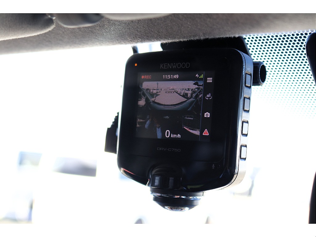 ハイエースセカンド高崎店にて展示中♪027-384-3591