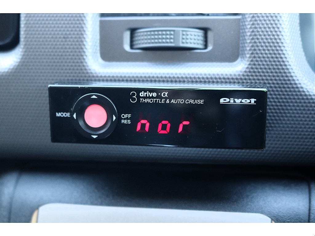 ハイエースセカンド高崎店にて展示中♪027-384-3591