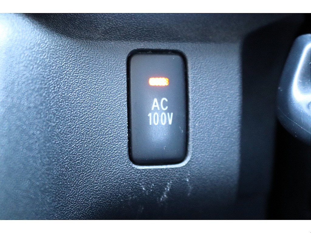 ハイエースセカンド高崎店にて展示中♪027-384-3591