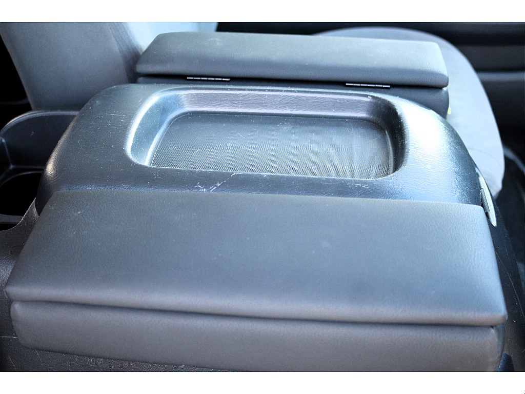 ハイエースセカンド高崎店にて展示中♪027-384-3591