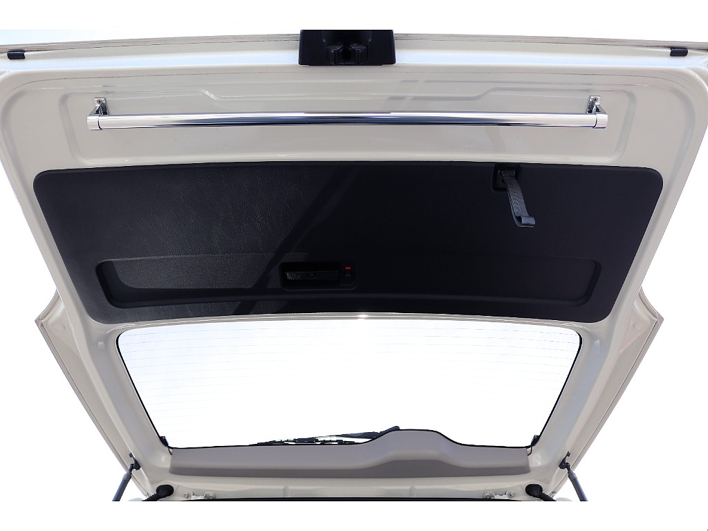 ハイエースセカンド高崎店にて展示中♪027-384-3591