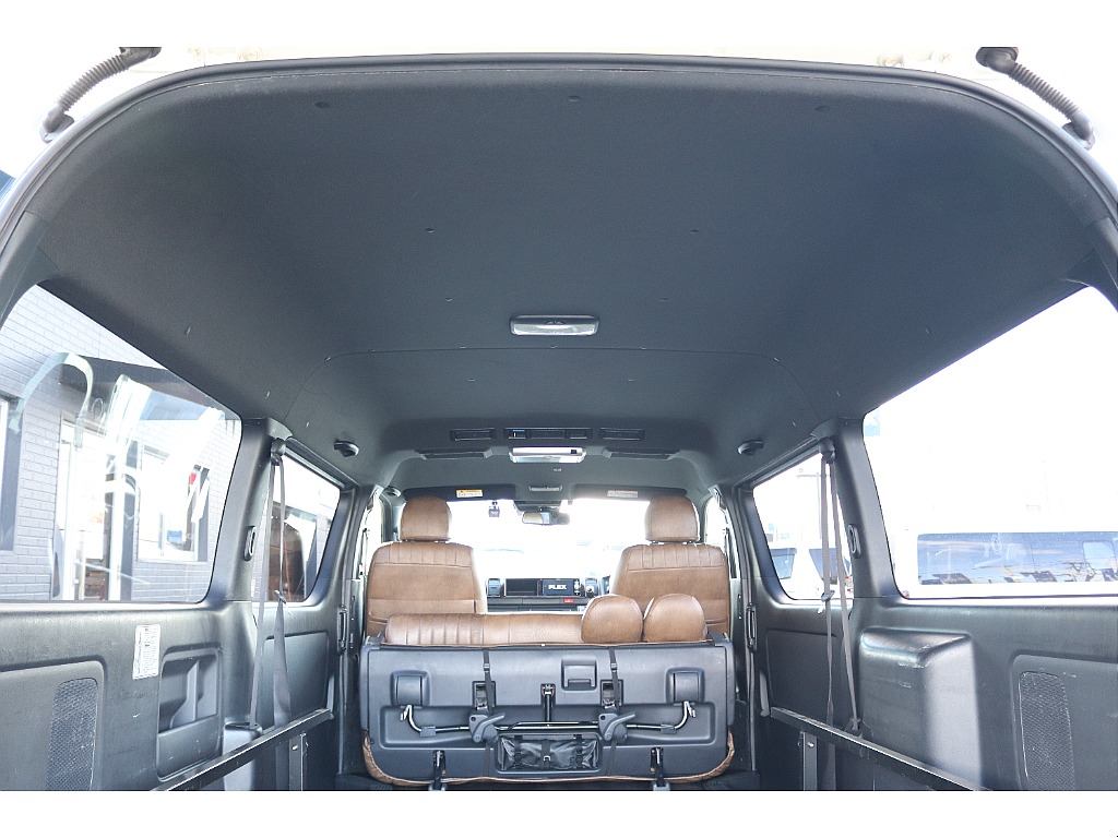 ハイエースセカンド高崎店にて展示中♪027-384-3591