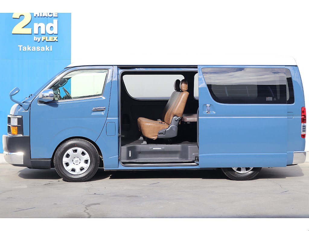 ハイエースセカンド高崎店にて展示中♪027-384-3591