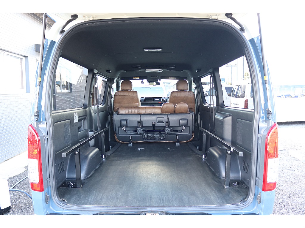 ハイエースセカンド高崎店にて展示中♪027-384-3591