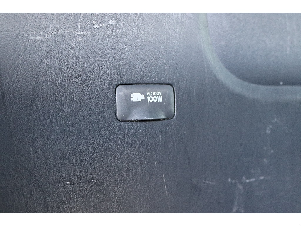 ハイエースセカンド高崎店にて展示中♪027-384-3591