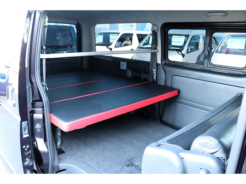 ハイエースセカンド高崎店にて展示中♪027-384-3591