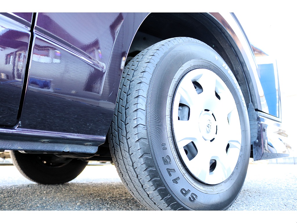 ハイエースセカンド高崎店にて展示中♪027-384-3591