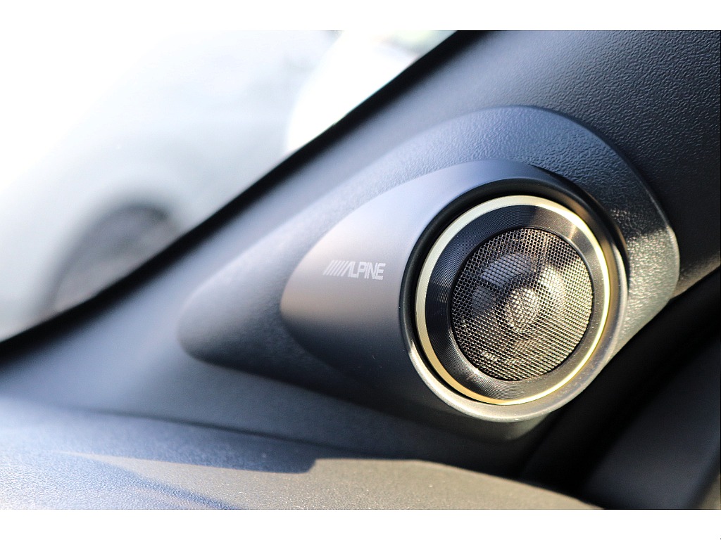 ハイエースセカンド高崎店にて展示中♪027-384-3591