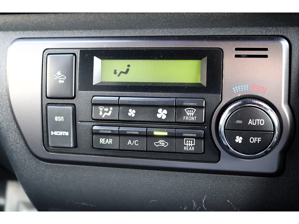 ハイエースセカンド高崎店にて展示中♪027-384-3591