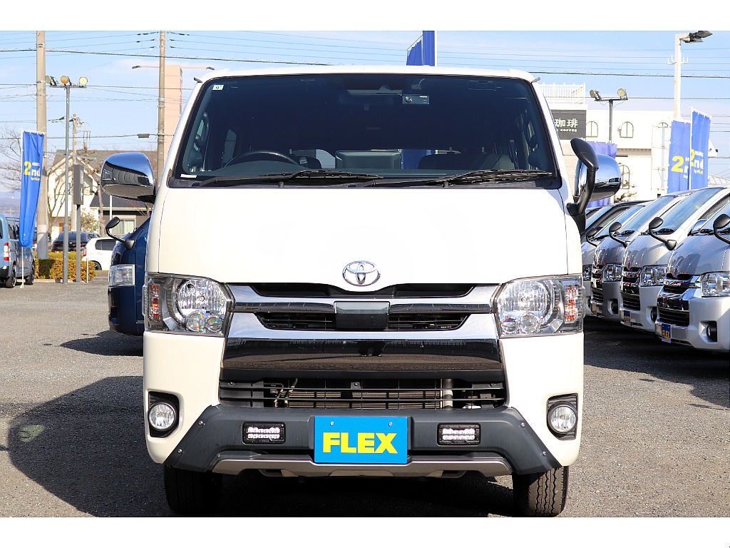 TRDデイライト付きバンパーガード♪