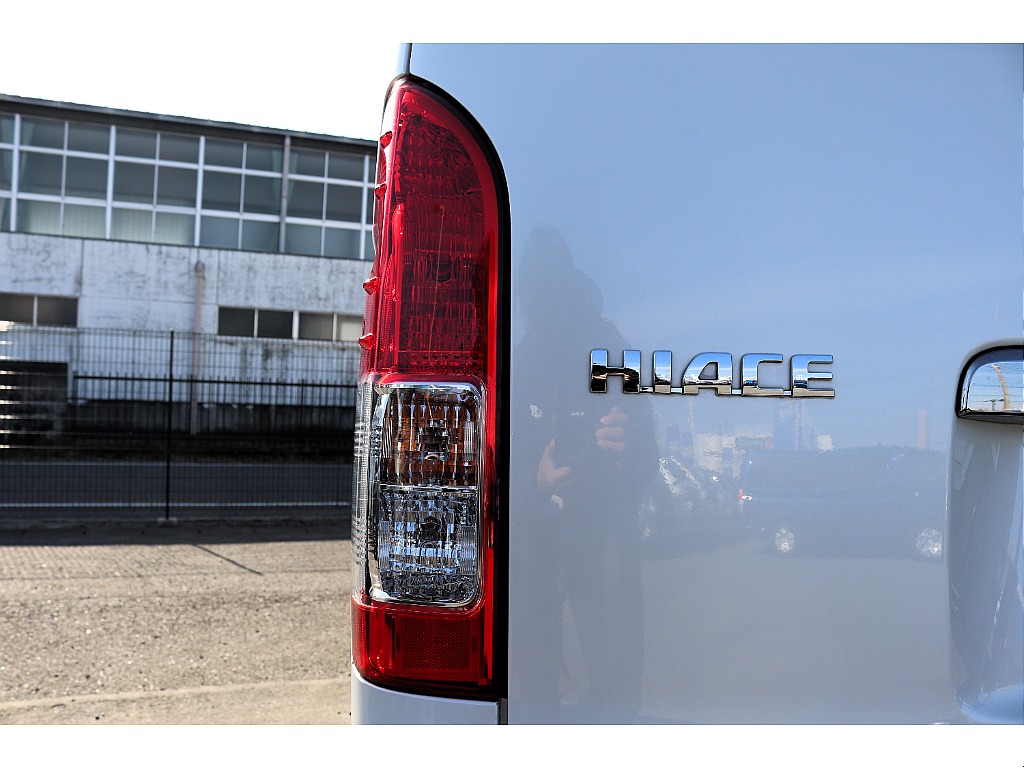 ハイエースセカンド高崎店にて展示中♪027-384-3591