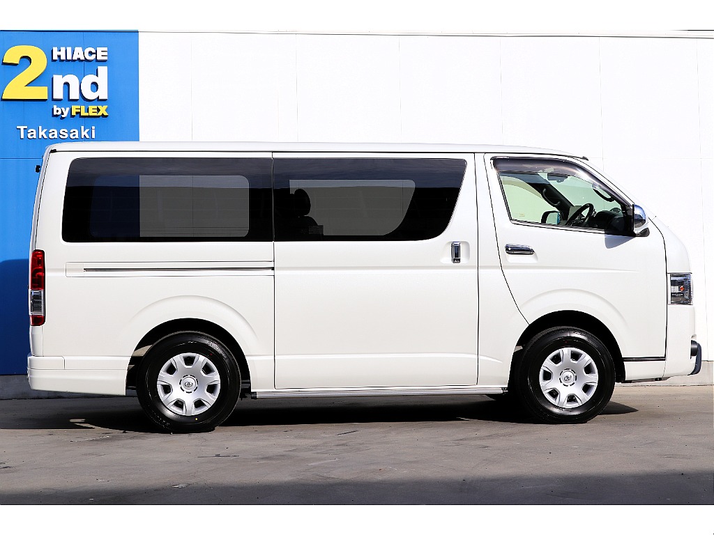ハイエースセカンド高崎店にて展示中♪027-384-3591