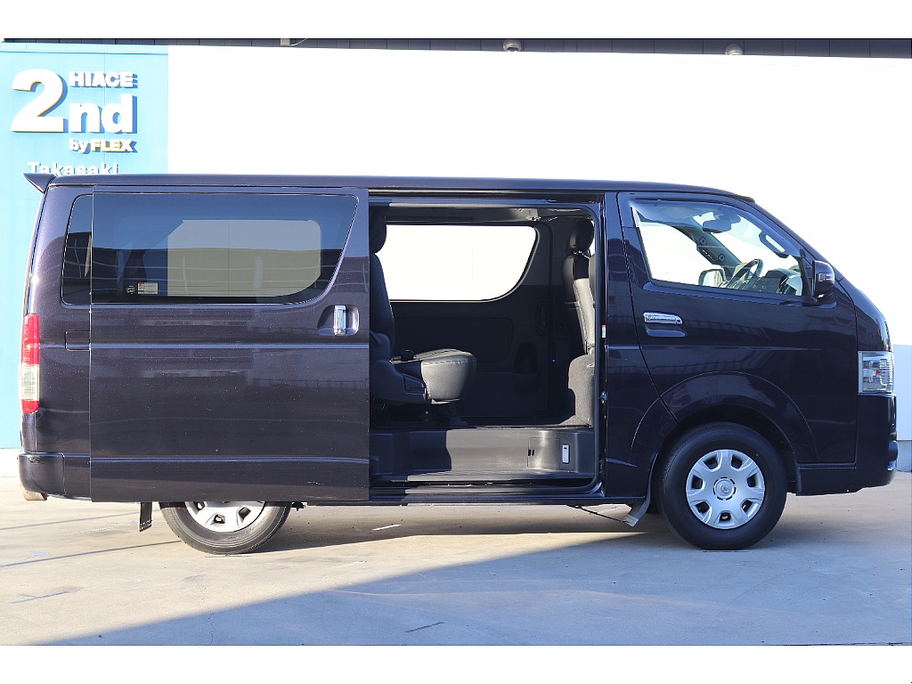 ハイエースセカンド高崎店にて展示中♪027-384-3591