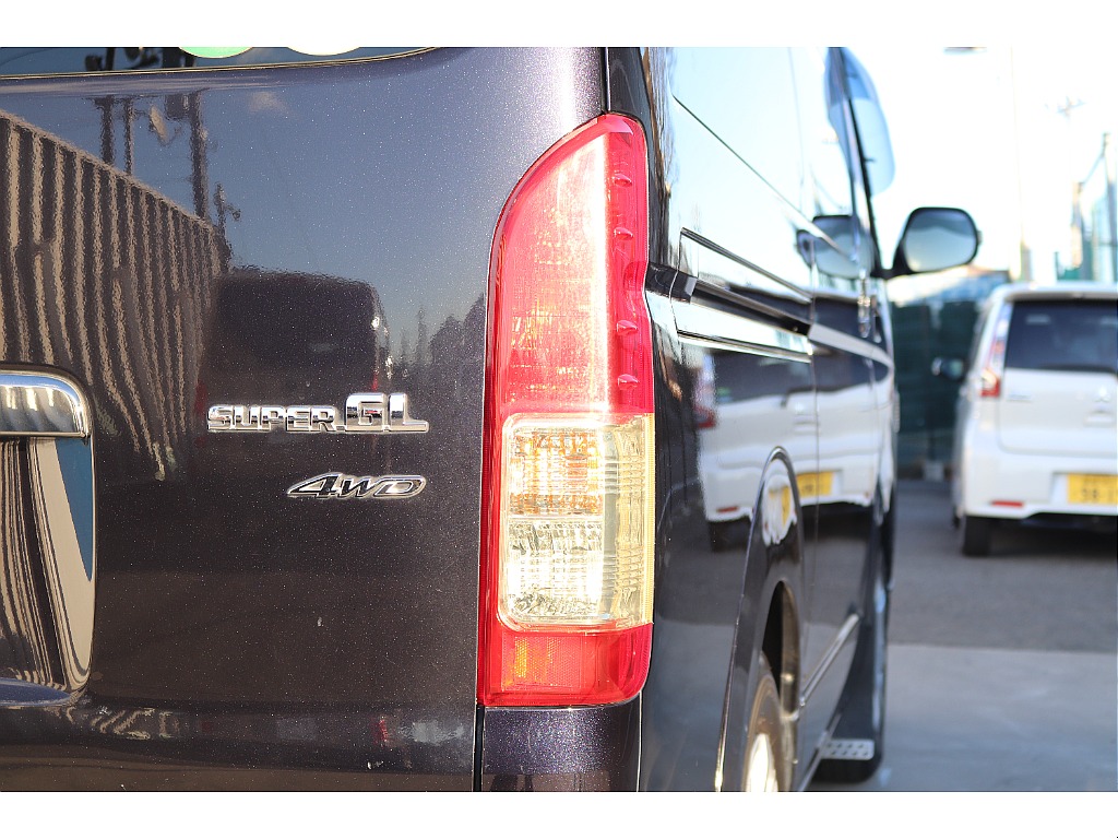 ハイエースセカンド高崎店にて展示中♪027-384-3591