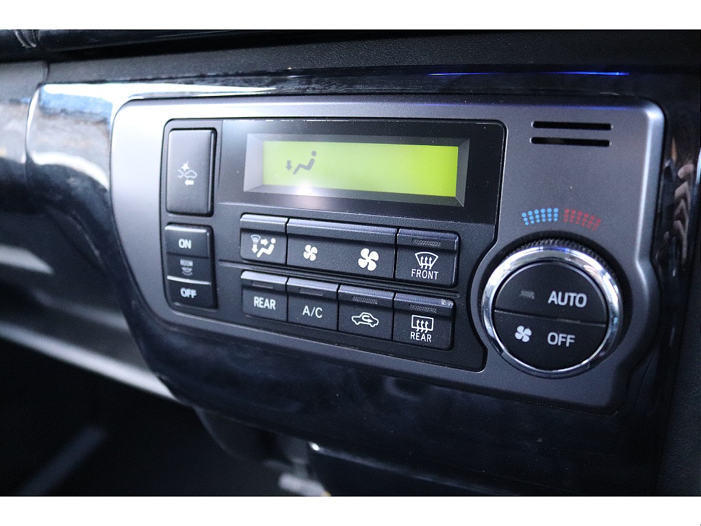 ハイエースセカンド高崎店にて展示中♪027-384-3591