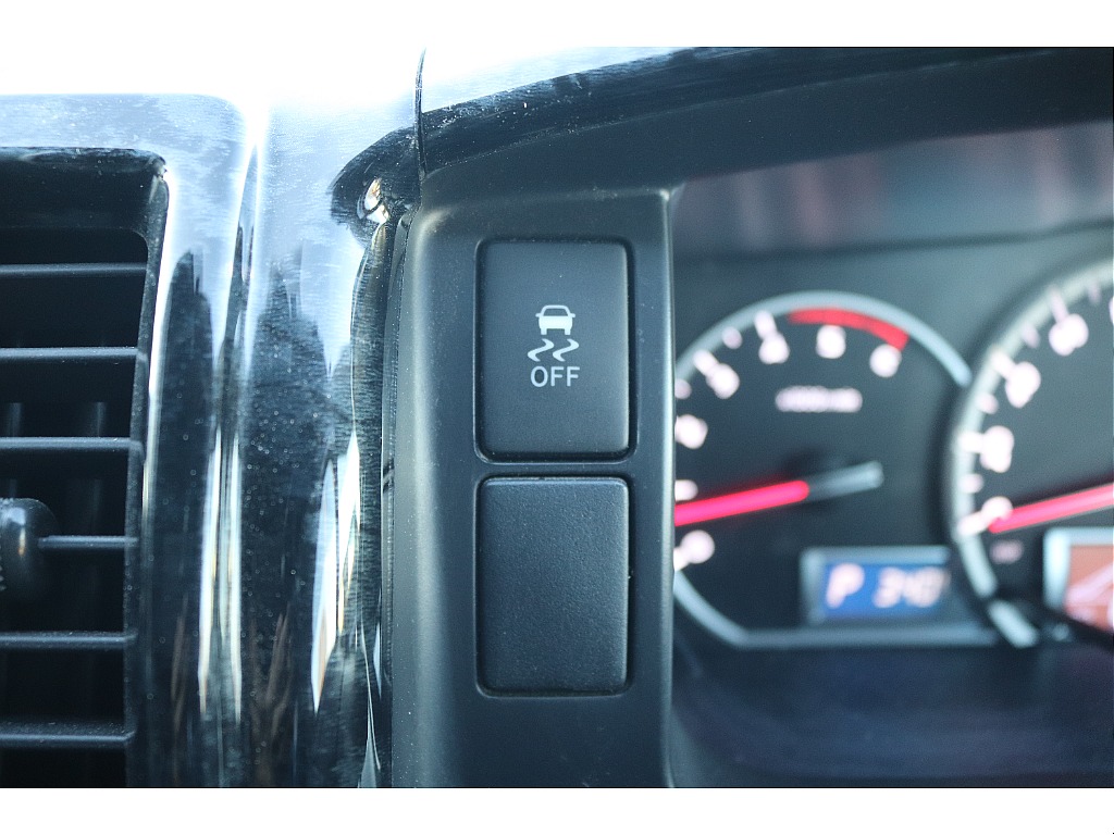 ハイエースセカンド高崎店にて展示中♪027-384-3591