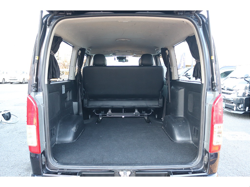 ハイエースセカンド高崎店にて展示中♪027-384-3591