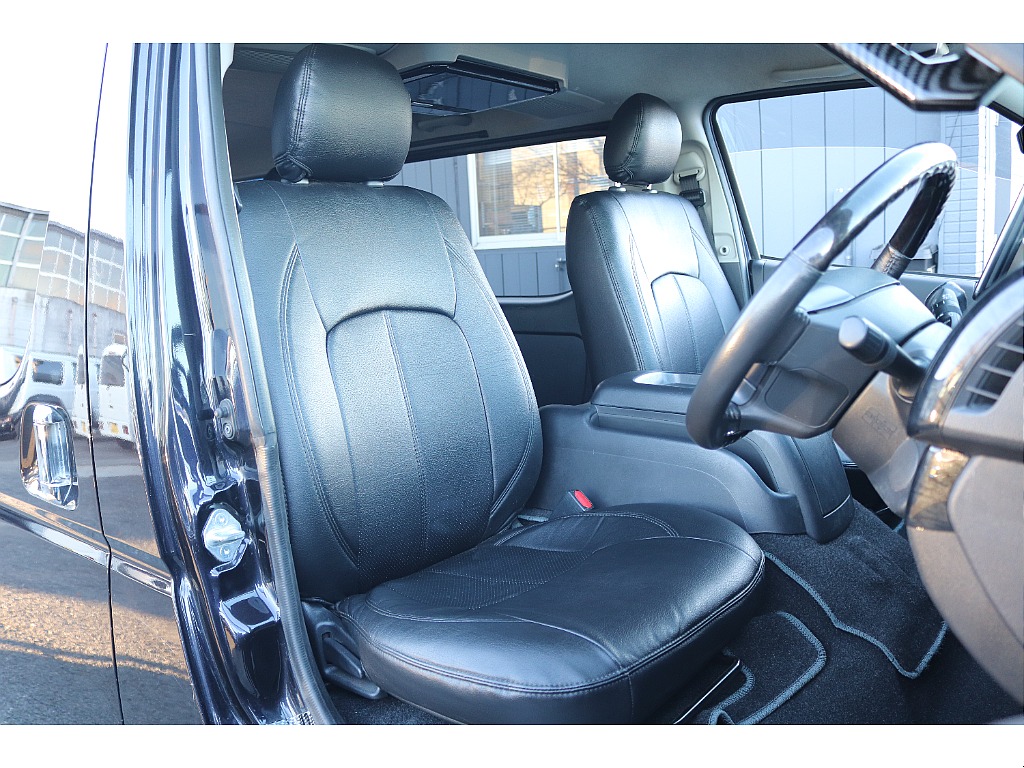 ハイエースセカンド高崎店にて展示中♪027-384-3591