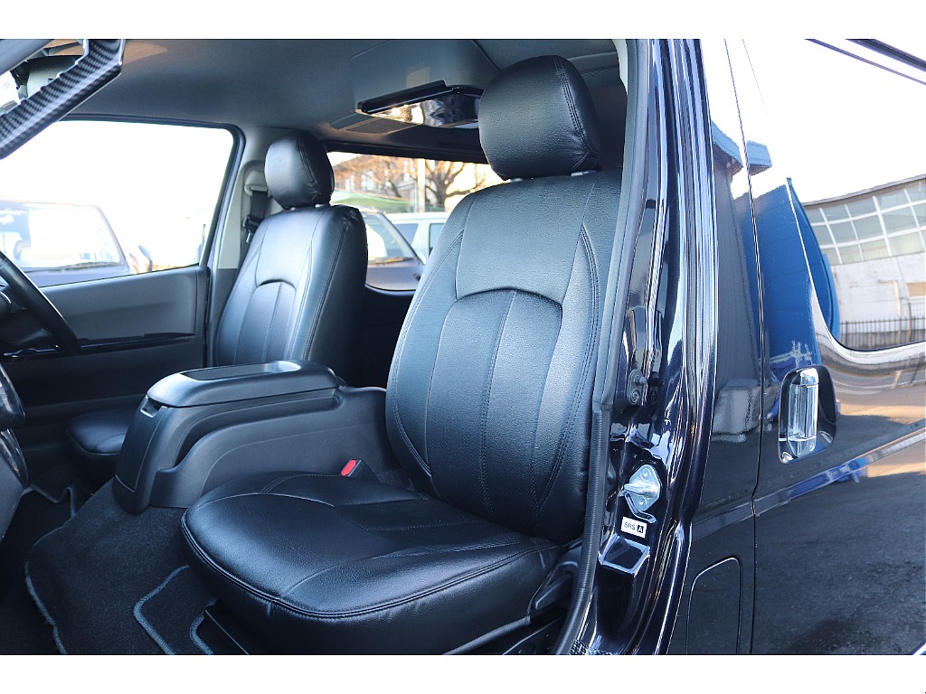 ハイエースセカンド高崎店にて展示中♪027-384-3591