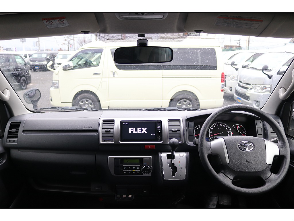 ハイエースセカンド高崎店にて展示中♪027-384-3591