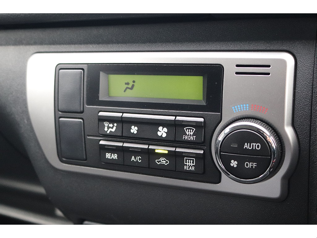 ハイエースセカンド高崎店にて展示中♪027-384-3591