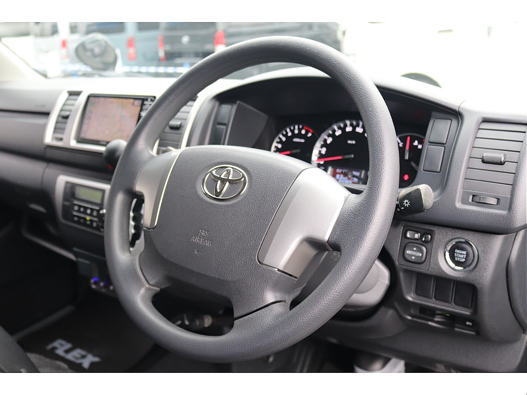 ハイエースセカンド高崎店にて展示中♪027-384-3591