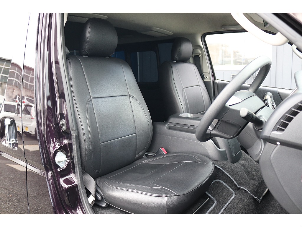 ハイエースセカンド高崎店にて展示中♪027-384-3591