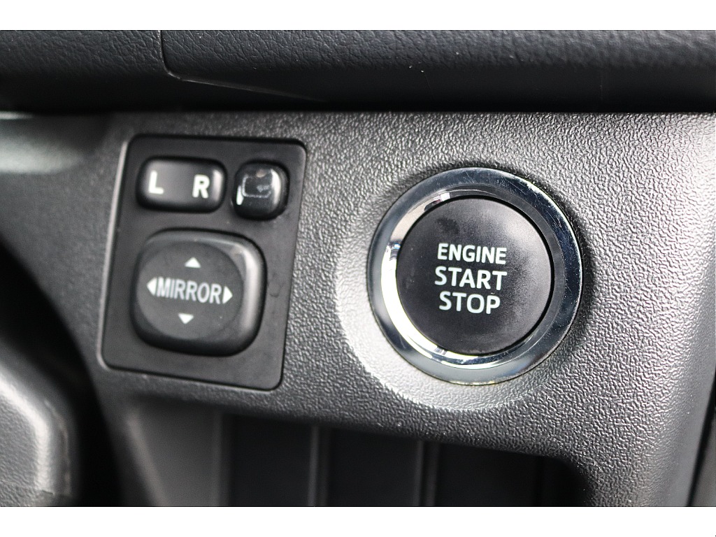 ハイエースセカンド高崎店にて展示中♪027-384-3591