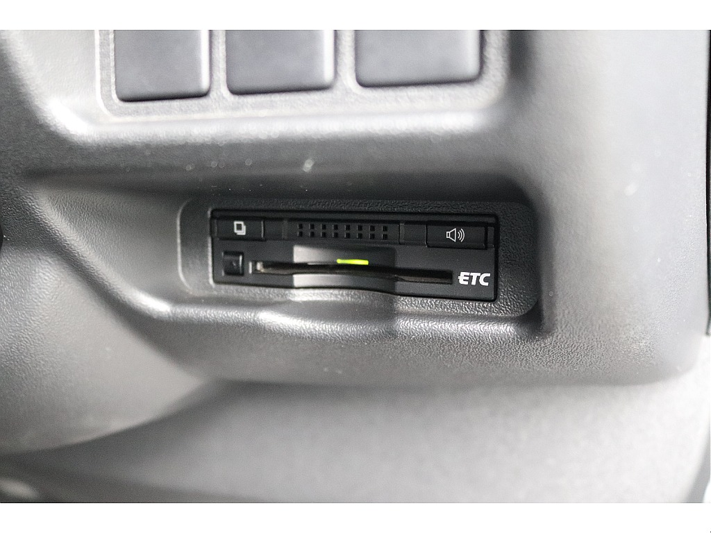 ハイエースセカンド高崎店にて展示中♪027-384-3591