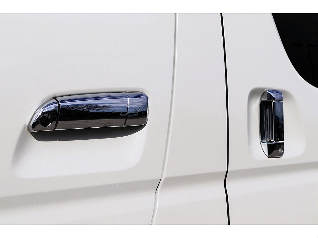 ハイエースセカンド高崎店にて展示中♪027-384-3591