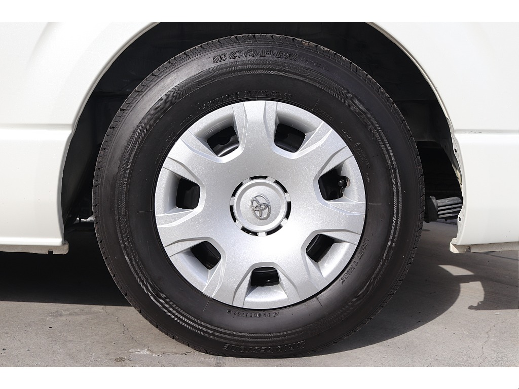 ハイエースセカンド高崎店にて展示中♪027-384-3591