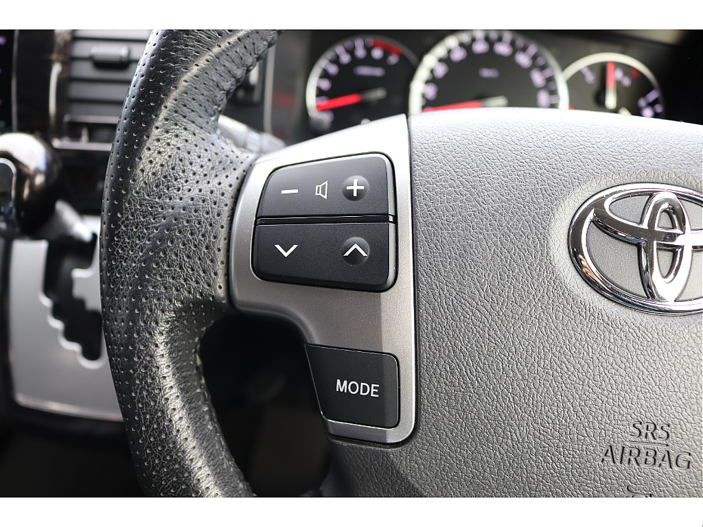 ハイエースセカンド高崎店にて展示中♪027-384-3591