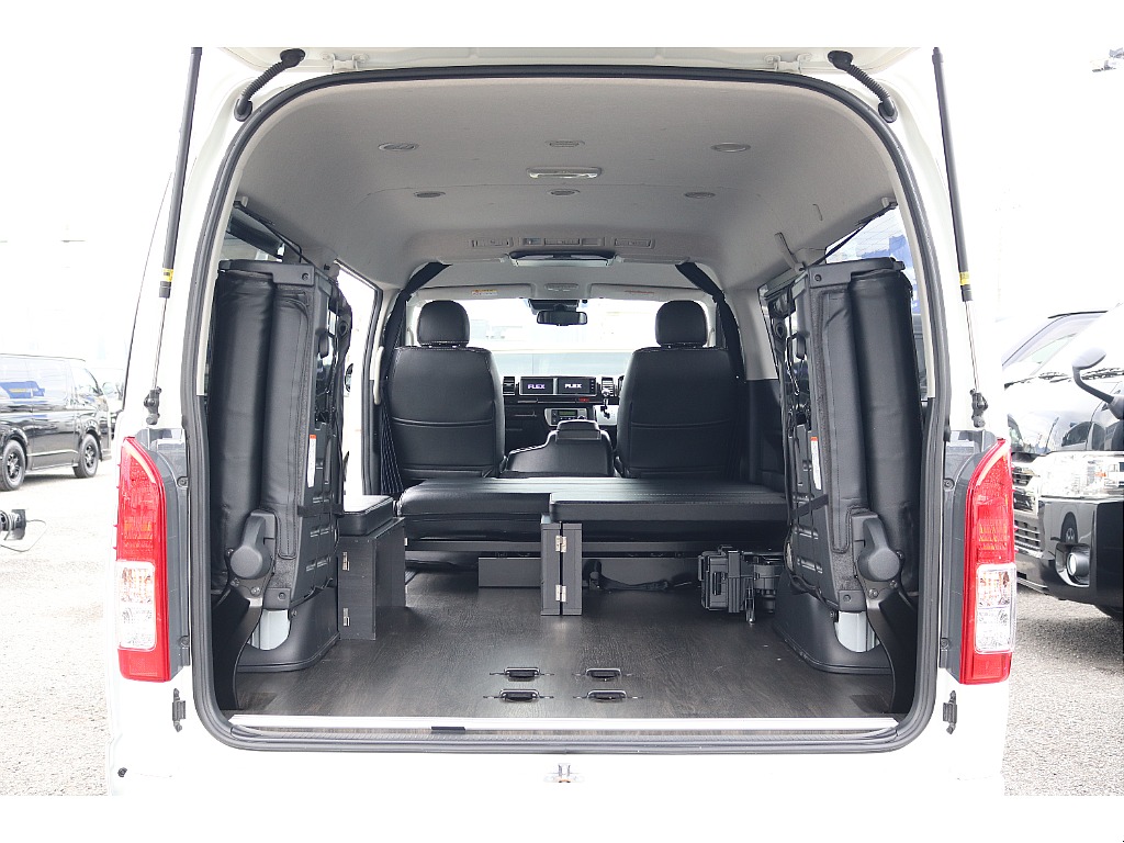 ハイエースセカンド高崎店にて展示中♪027-384-3591