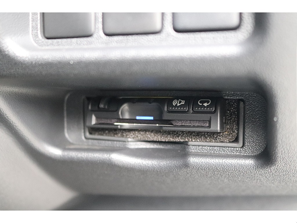 ハイエースセカンド高崎店にて展示中♪027-384-3591