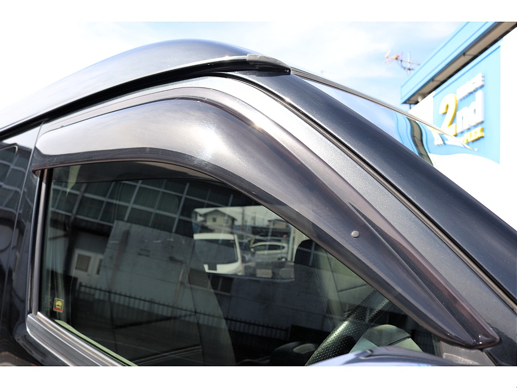 ハイエースセカンド高崎店にて展示中♪027-384-3591